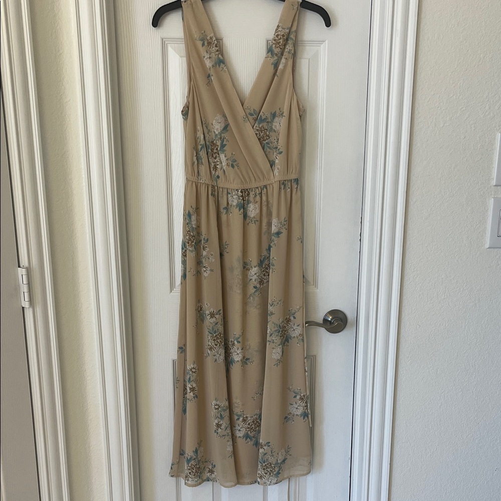 June & Hudson Beige Floral Maxi Dress